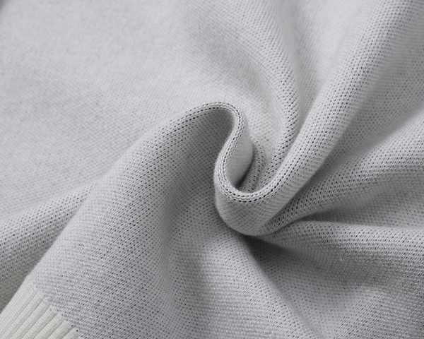 ブランドセーター着用イメージ